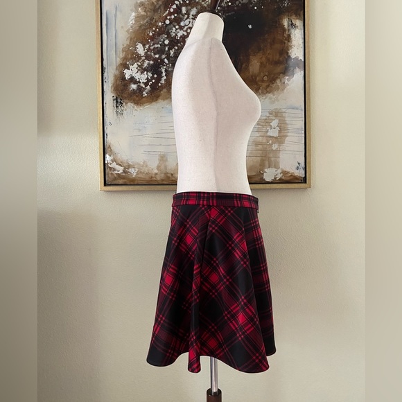 Hot Topic Red and black plaid O-ring skirt size L BNWT - Picture 7 of 7